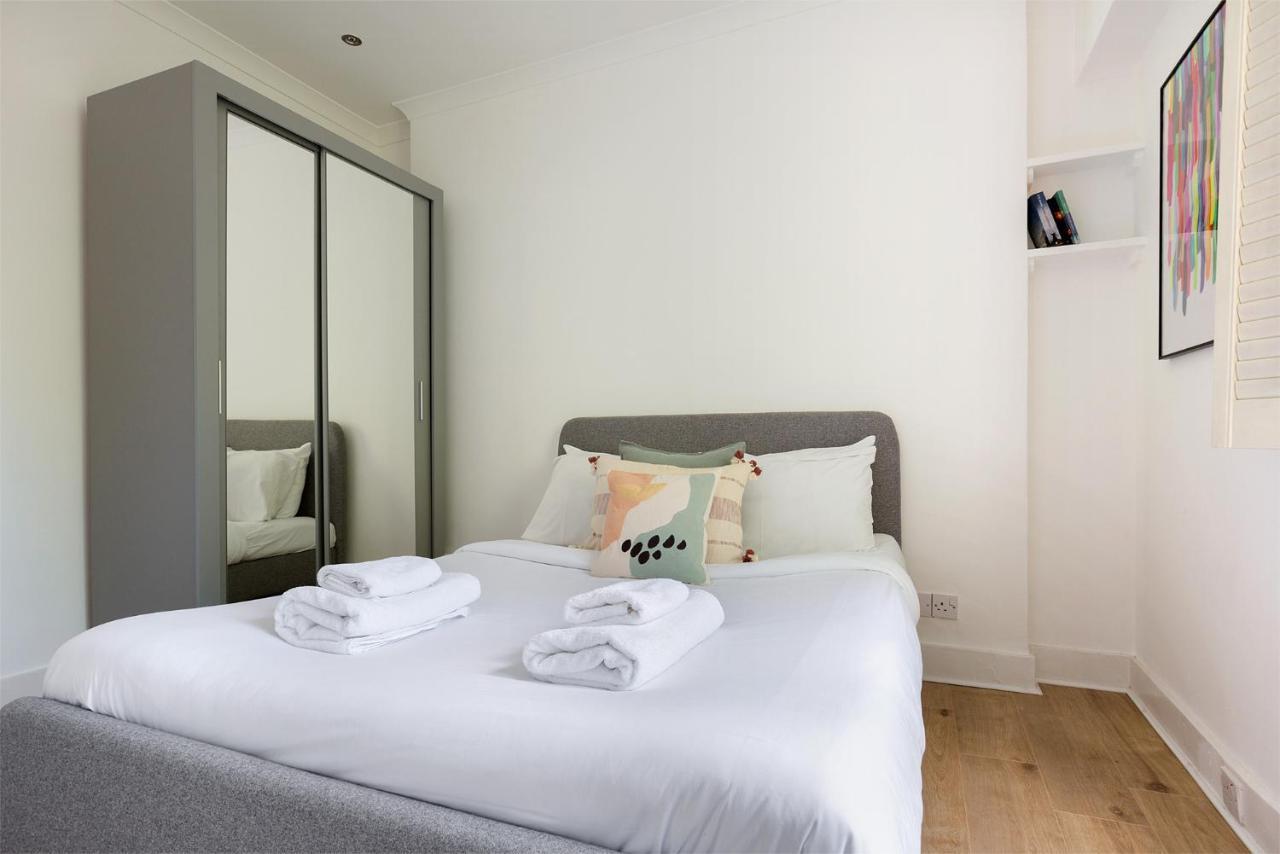 Beautiful 2 Bedrooms Apartment In Knightsbridge London Exteriör bild
